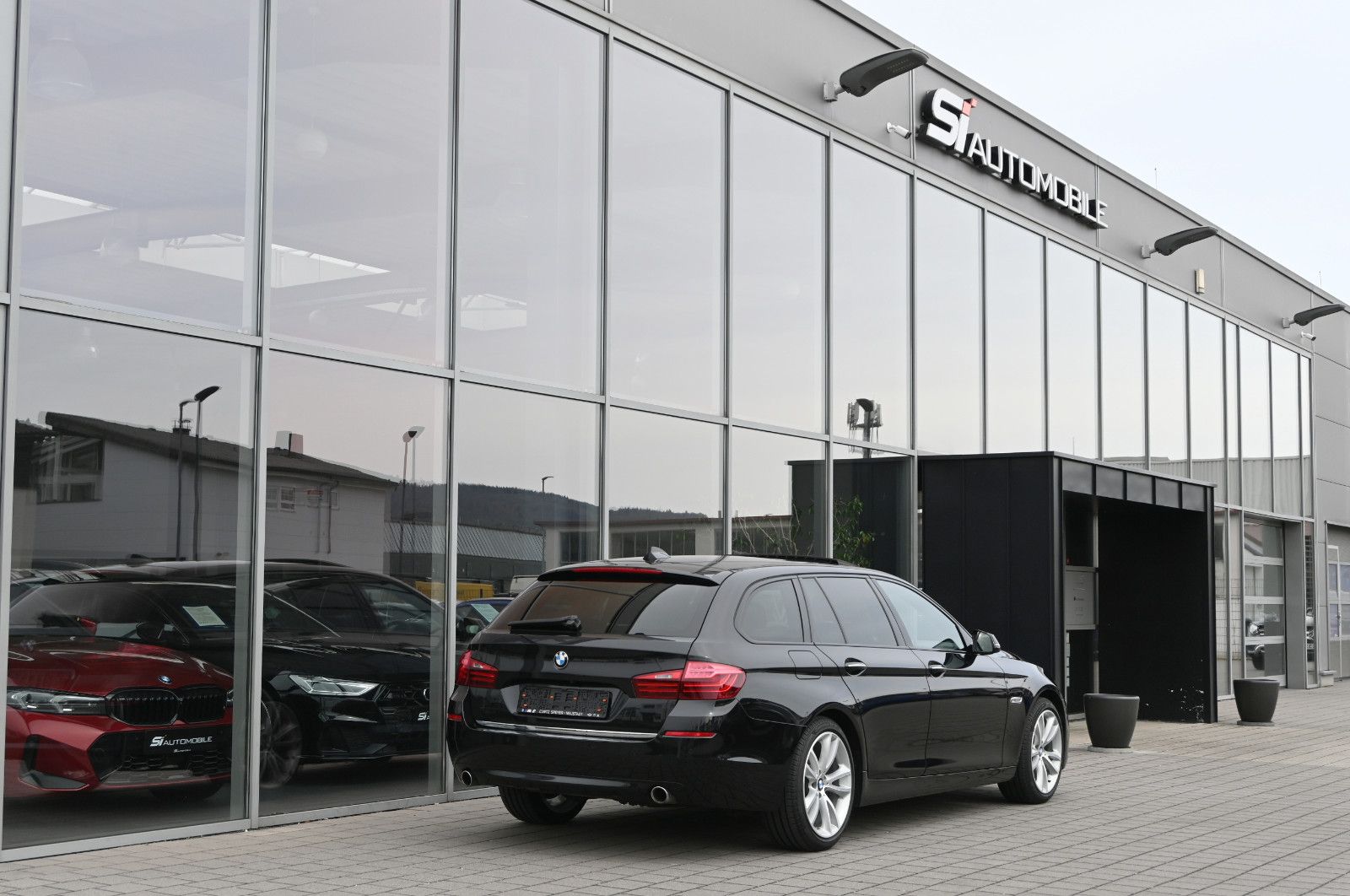 Fahrzeugabbildung BMW 535d xDr Touring Luxury °HUD°H/K°SITZKLIMA°STHZG