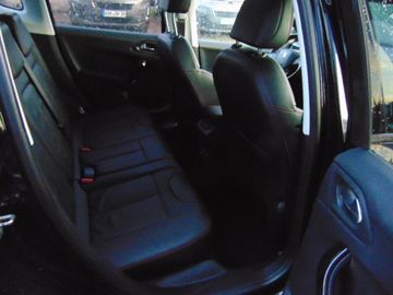 Bild 11 Peugeot 2008 Allure