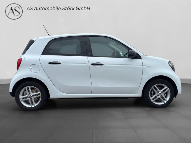 Fahrzeugabbildung Smart forfour EQ Schnelllade+Allwetter+Sitzheizung+DAB