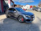 Mercedes-Benz GLA 45 AMG 4MATIC  Panorama PTS Performance AGA - Mercedes-Benz GLA 45 AMG aus 2016