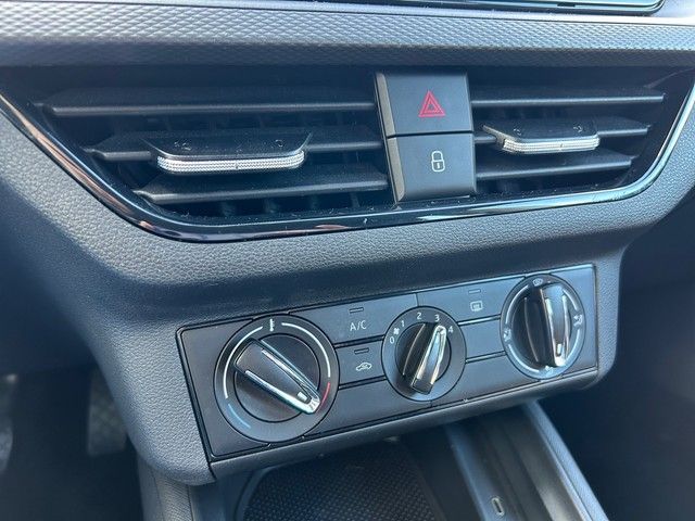 Fahrzeugabbildung SKODA Scala 1.0TSI Active LED+SPURHALTE+BT+USB+++