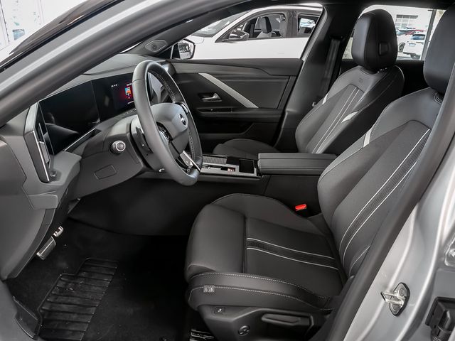 Opel Astra L Sports Tourer 1.2 GS AHK Navi 360 Kamera