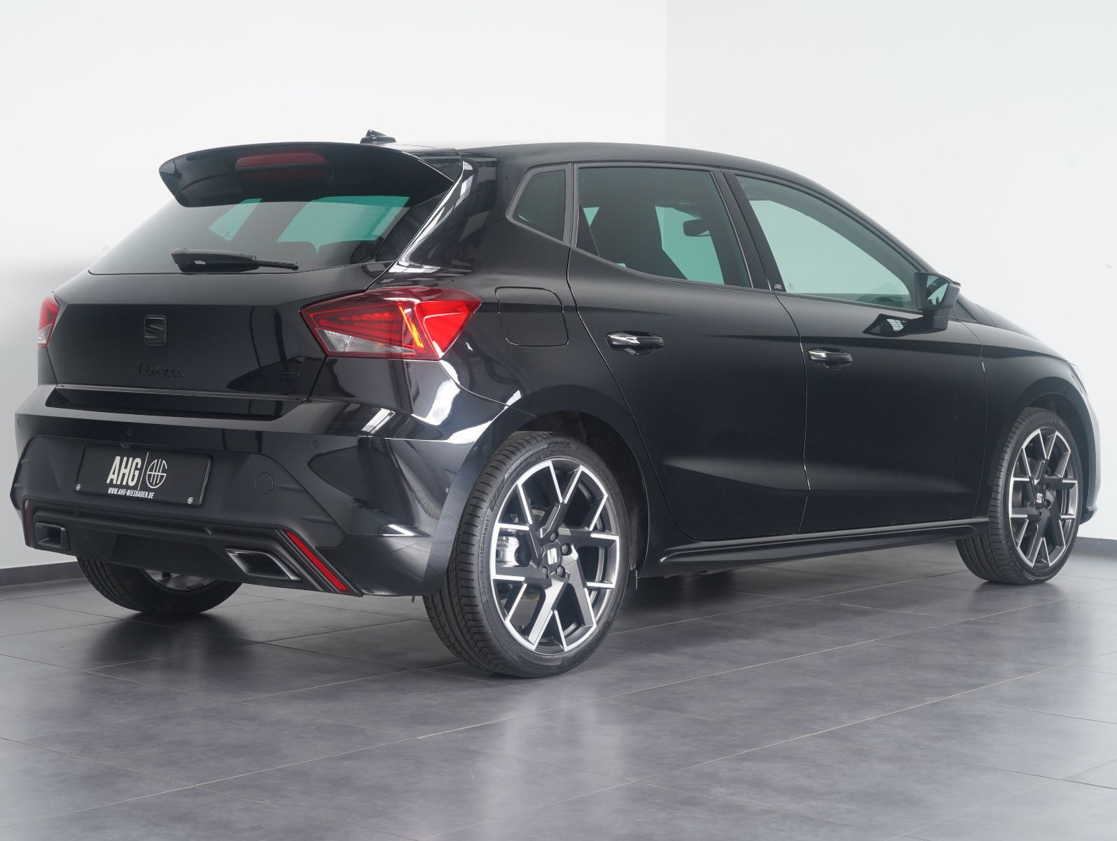 Fahrzeugabbildung SEAT Ibiza 1.5 TSI 110 kW FR Black Edition