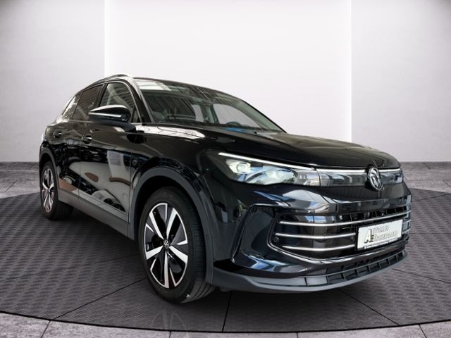 Fahrzeugabbildung Volkswagen Tiguan 1.5 eTSI DSG ELEGANCE AHK IQ.DRIVE IQ.LIG