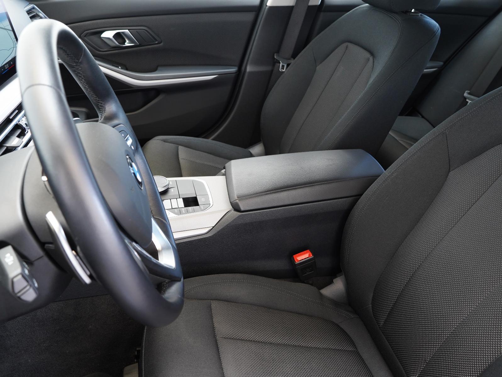 BMW 320 d xDrive Touring DRIVING-ASSISTANT/CURVED, миниатюра 5