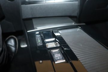 Fotografie 12 des Opel Astra Sports Tourer 1.2 Turbo Automatik GS