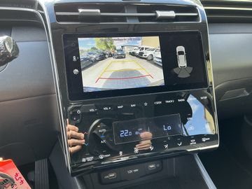 Hyundai TUCSON - 10