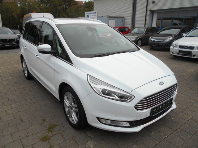 Ford Galaxy Titanium,7  Sitzer ,Pano