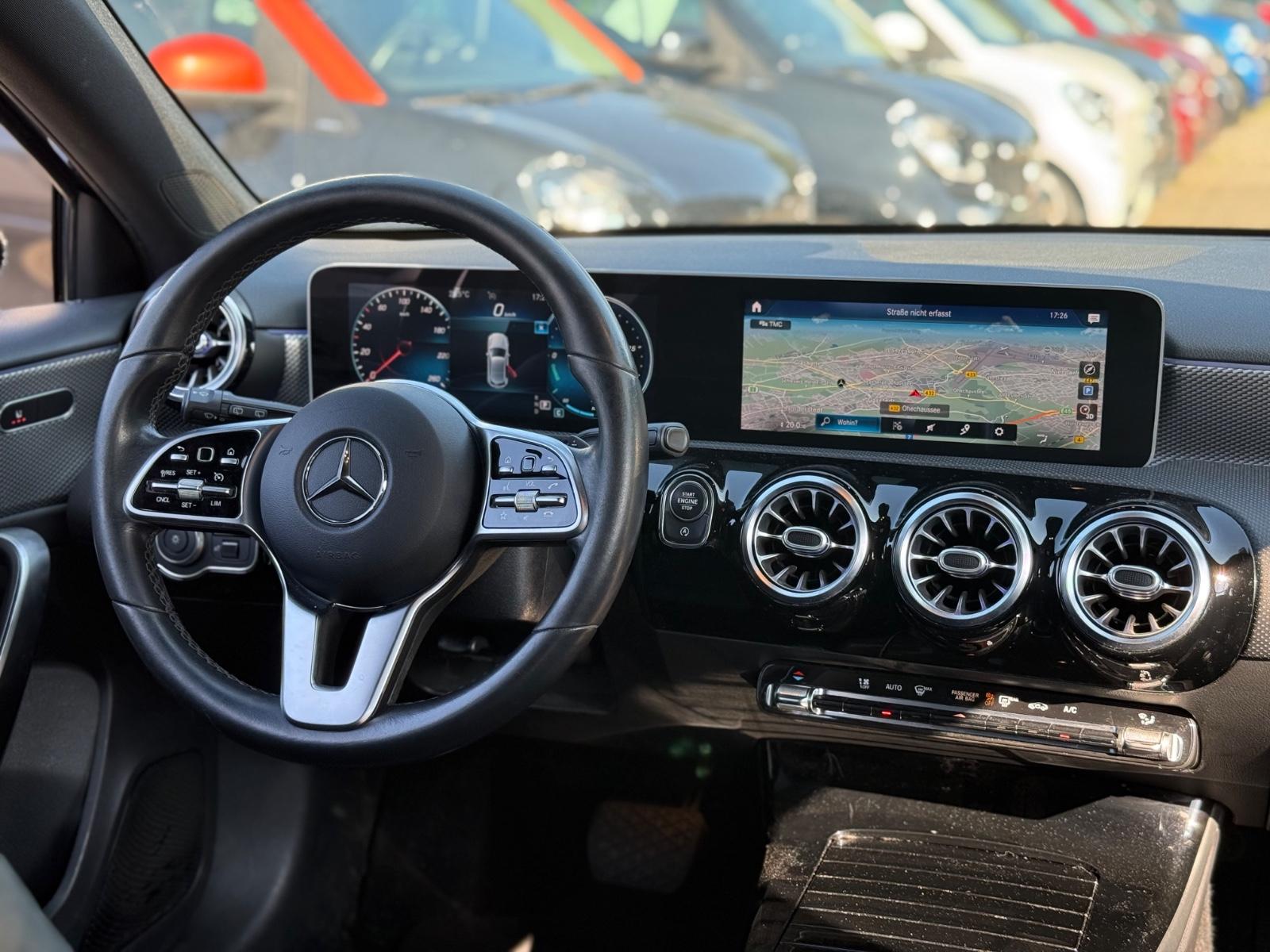 Mercedes-Benz 180 A180 AUTOMATIK*LED*AMBIENTE*SOUNDSYSTEM*, миниатюра 12