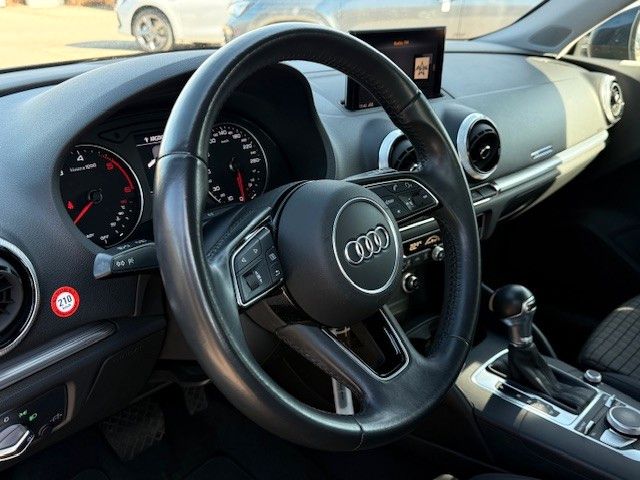 Audi A3 35 TDI Sportback S tronic sport NAVI foto 10