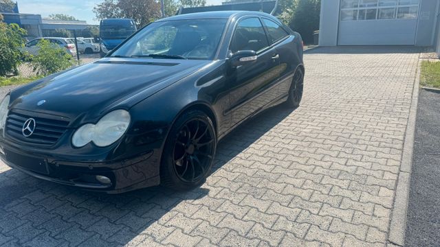 Mercedes-Benz C 180 C -Klasse Sportcoupe C 180 Kompressor