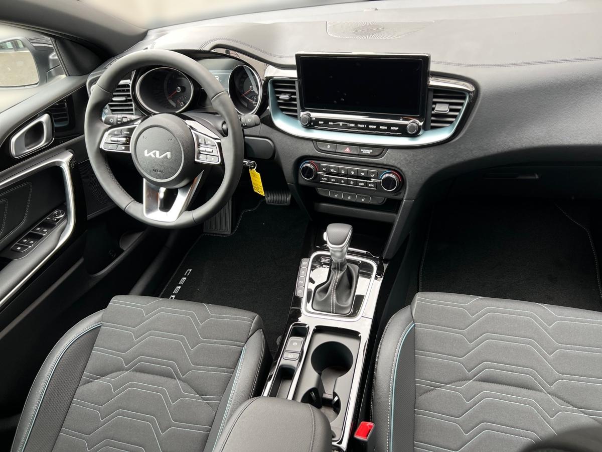 Kia cee'd SW Nightline 48V DCT