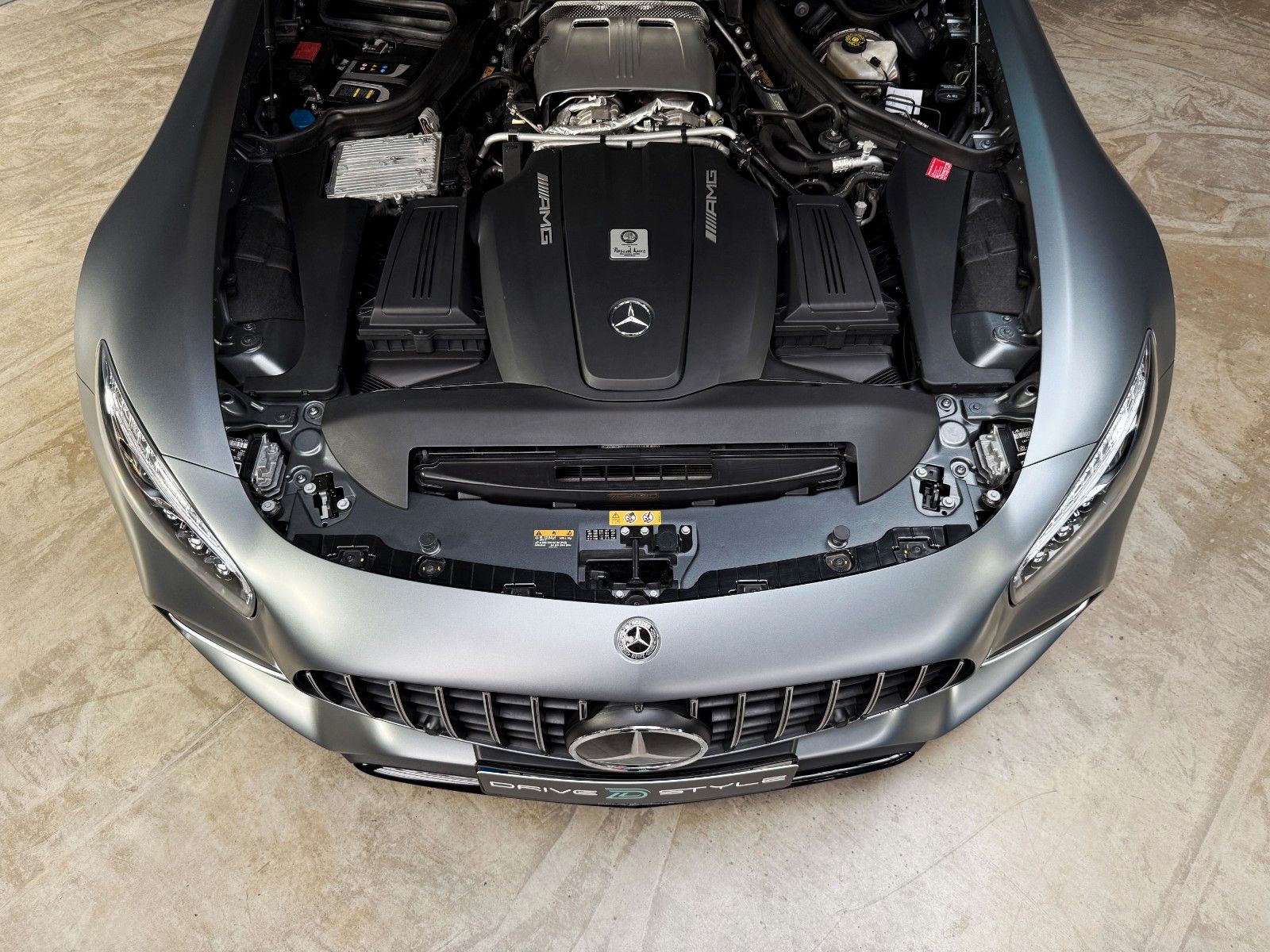 Fahrzeugabbildung Mercedes-Benz AMG GT C Roadster + designo + 2.Hand + MWST ausw