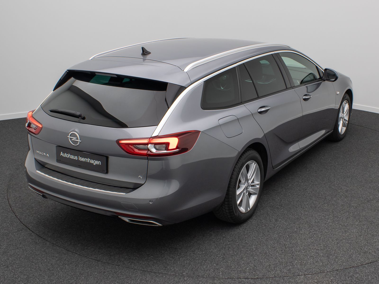 Fahrzeugabbildung Opel Insignia Innovation 4x4 Kamera FahrAssist Navi 1