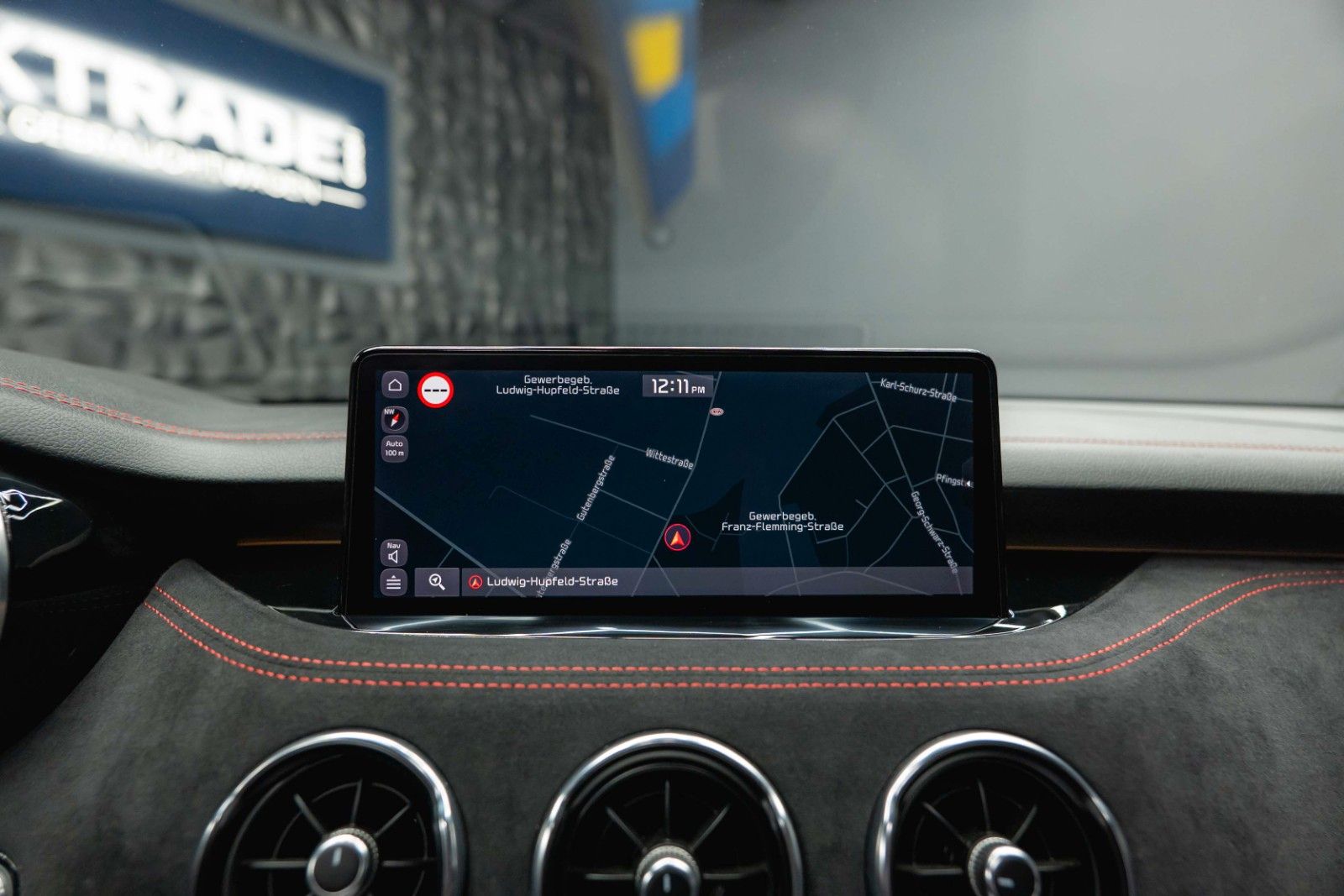 Fahrzeugabbildung Kia Stinger GT 4WD Performance | Pano | ACC | LED