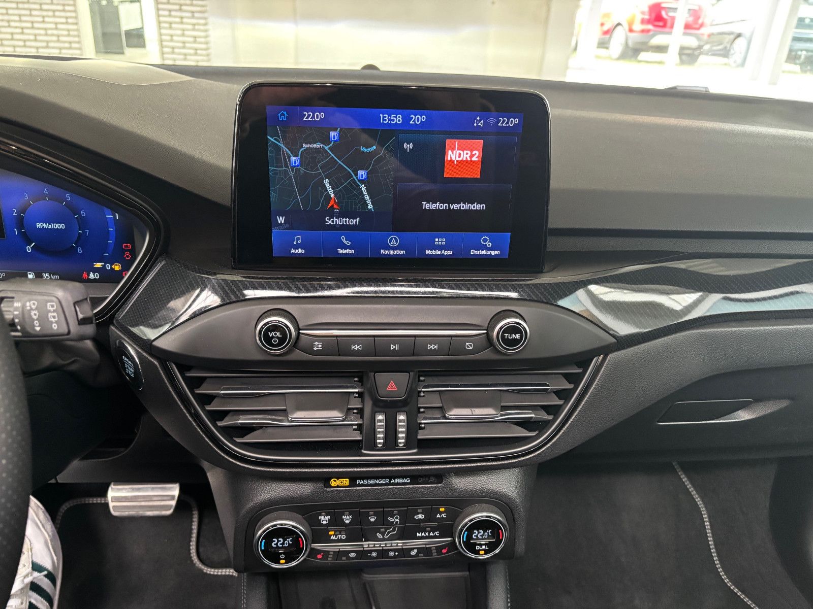 Fahrzeugabbildung Ford Focus  ST-Line +LED+Sport*