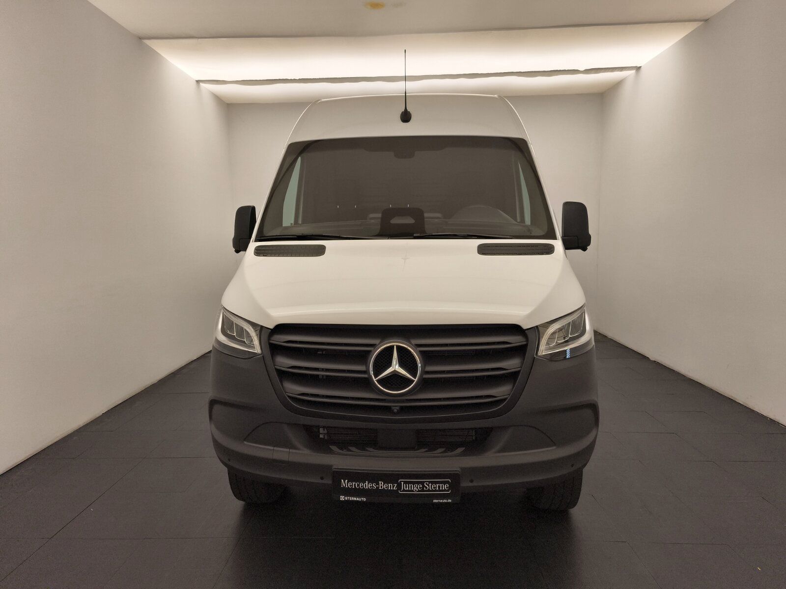 Mercedes-Benz Sprinter 319 4x4 KA HD Klima 360° LED AHK 2,8/3t imagem 2