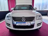 Volkswagen Touareg V6 TDI 4 Motion Leder Navi BiXenon 19Zol - gebrauchte VW Touareg aus dem Jahr 2010