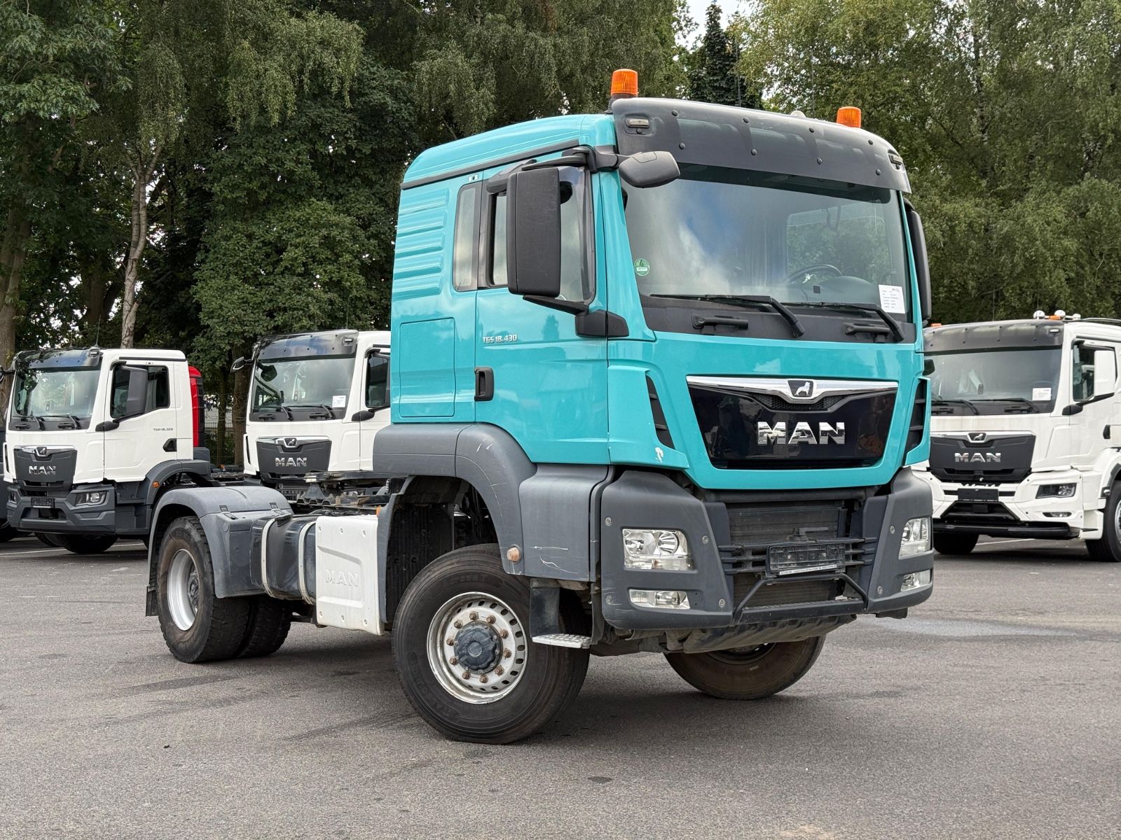 Fahrzeugabbildung MAN TGS 18.430 SZM 4x4 Blatt/Luft Kipphydraulik