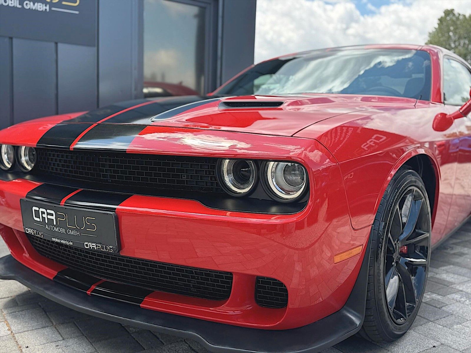 Fahrzeugabbildung Dodge Challenger 6.4 V8 SRT 392 SCAT PACK Performance