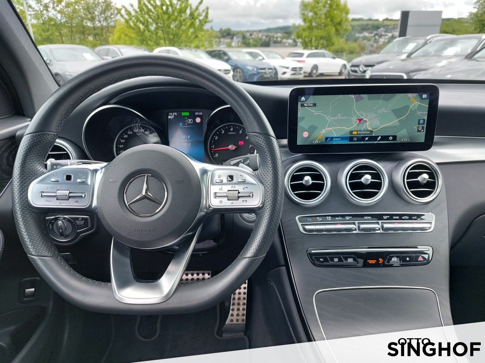 Fahrzeugabbildung Mercedes-Benz GLC 200 AMG Pano+AHK+Distronic+Night+360°+dynLED