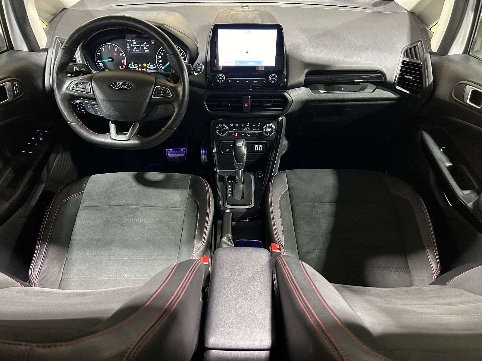 Fahrzeugabbildung Ford EcoSport ST-Line/KAMERA/NAVI/PANO/APPLE/SHZ
