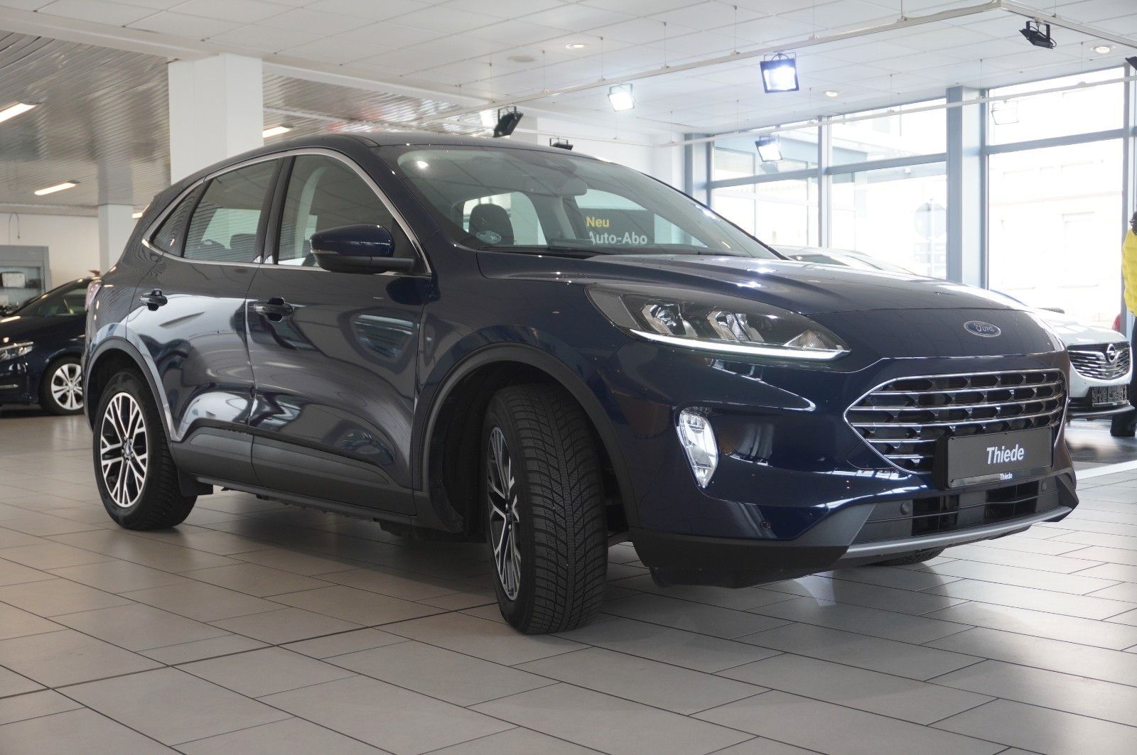 Fahrzeugabbildung Ford Kuga Plug-In Hybrid 2.5 TITANIUM NAVI/LED/SH/DAB