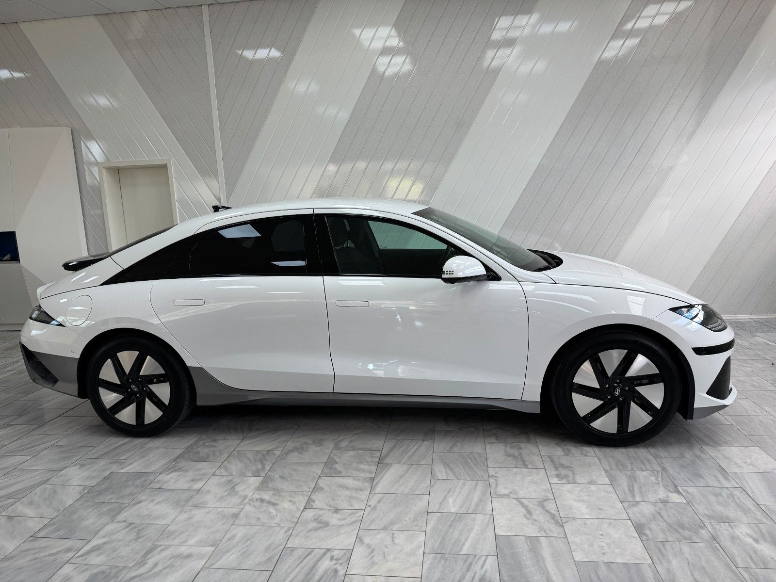 Hyundai IONIQ 6 – Bild 14