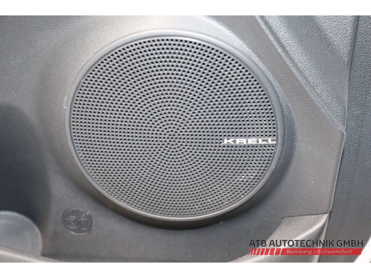 Fahrzeugabbildung Hyundai KONA Elektro Edition 30+ 39,2kWh 2WD 95,6% SOH N