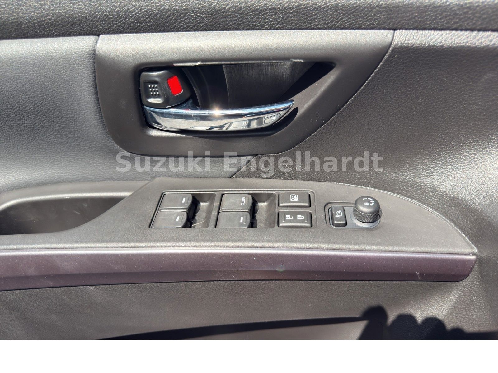 Suzuki (SX4) S-Cross - Bild 9