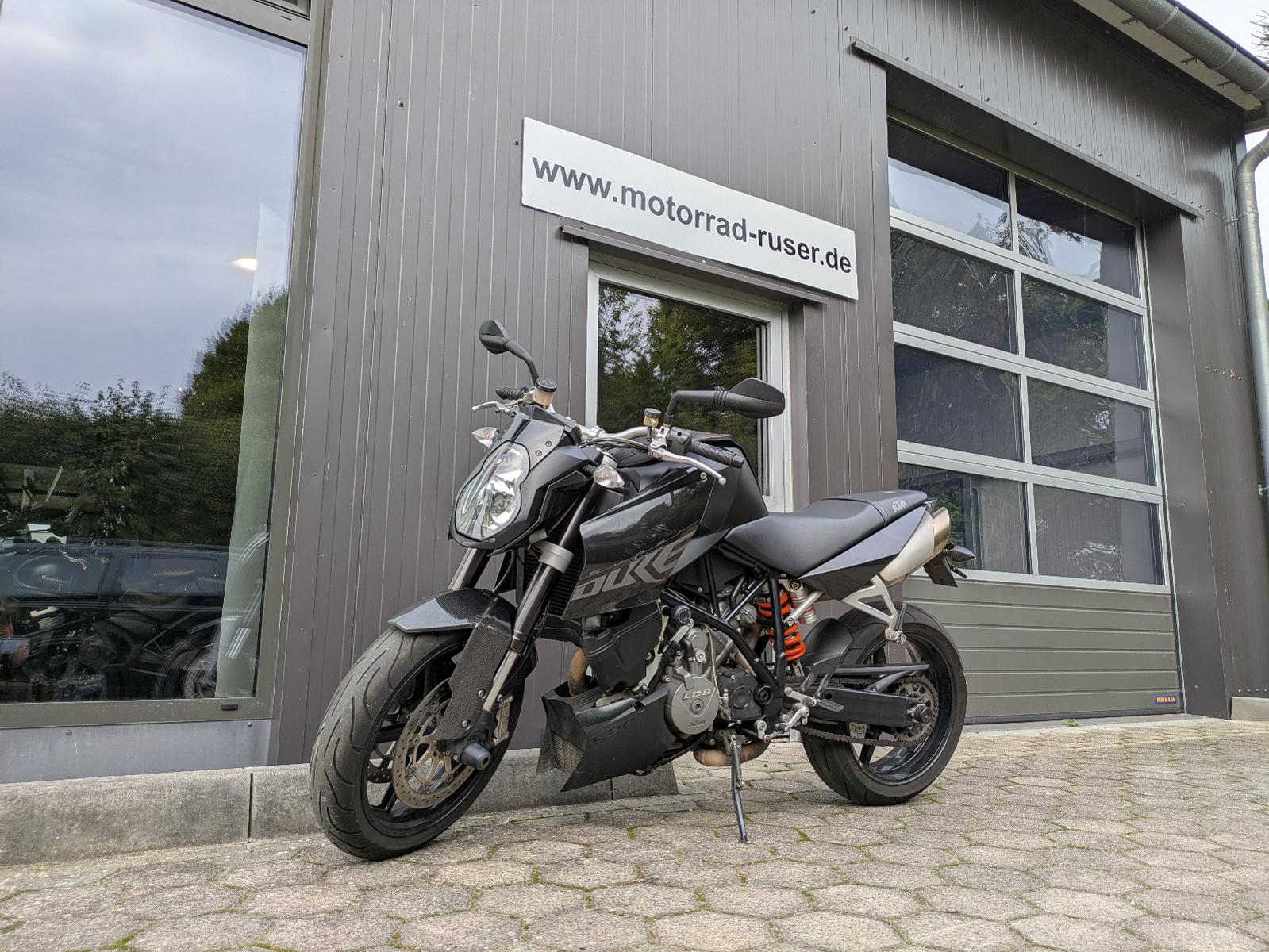 KTM 990 Duke