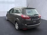 Ford Grand C-MAX Titanium - Ford Grand C-Max aus 2015