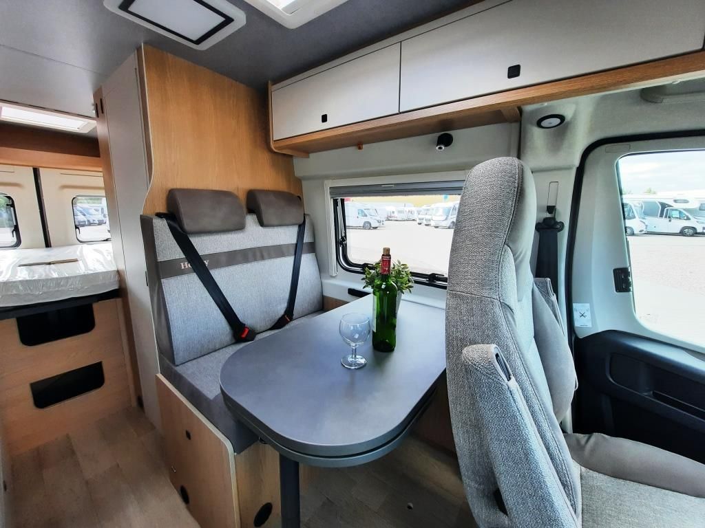 Fahrzeugabbildung Hobby ONTOUR Van 600 FT Verfüg./Sparen Sie 10.254,- €