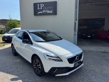 Volvo V40 Cross Country - 2
