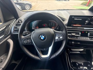 BMW X3 xDrive20d DAB LED WLAN Standhzg. RFK Shz