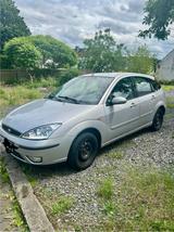 Ford Focus Ghia  1.6 Benzin wenig Kilometer - Ford Focus aus 2003: Ghia