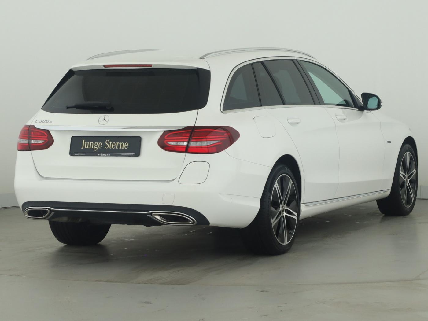 Mercedes-Benz C 300 e T Avantgarde*Navigation*LED*PTS*Sitzhzg*