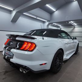 Ford Mustang - 9
