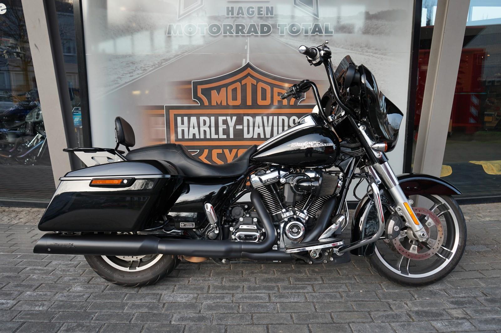 Harley-Davidson Street Glide Special 107 FLHXS mit viel Zubehör