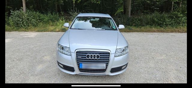 Audi A6 Avant Quattro