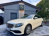 Mercedes-Benz E 220 d Lim. 1.H,LED,125Tkm,S-H,TÜV Neu,Taxi - Mercedes-Benz E 220 in Rostock