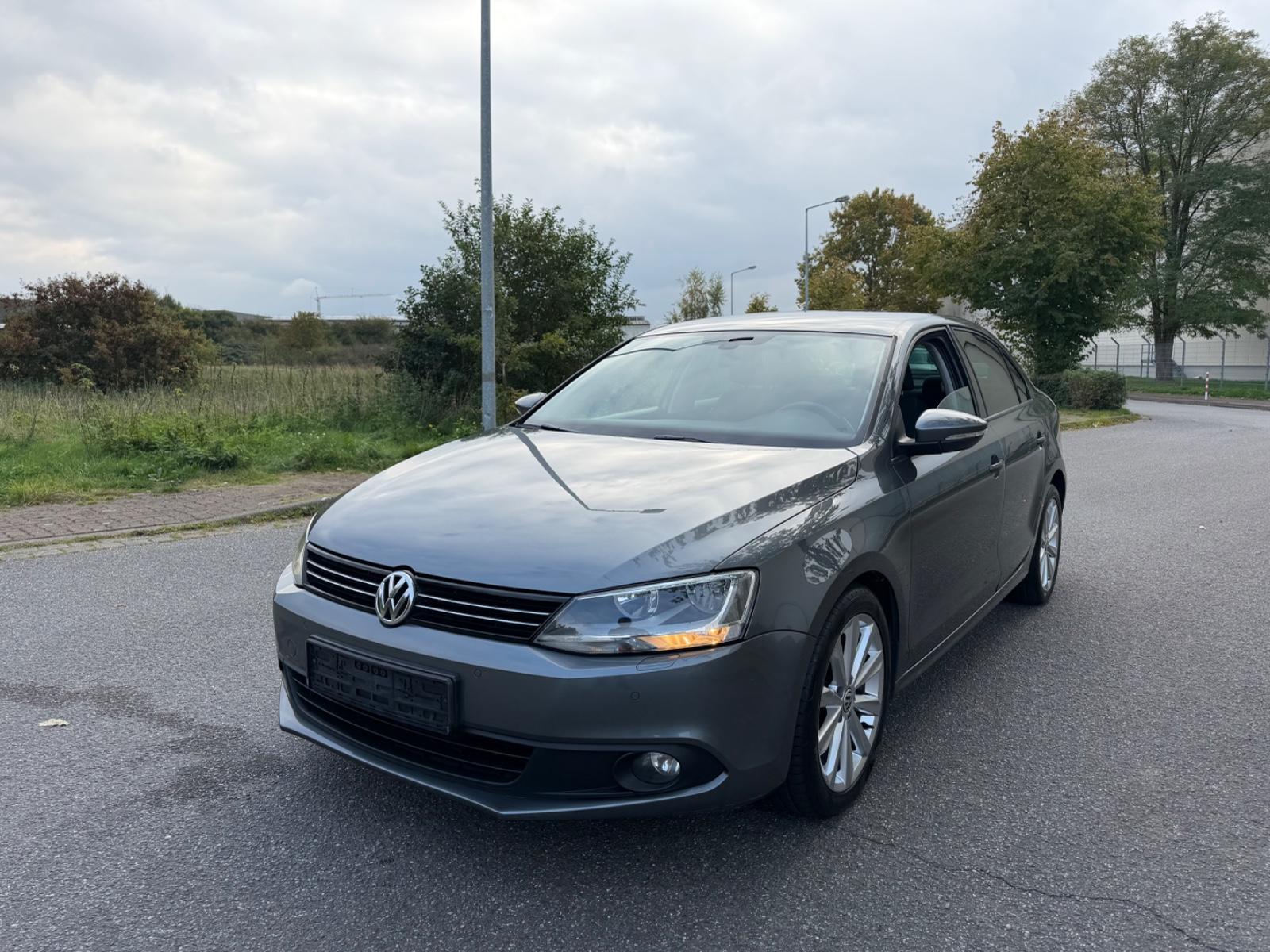 Volkswagen Jetta VI Comfortline