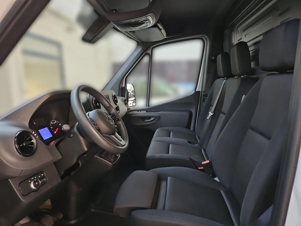 Fahrzeugabbildung Mercedes-Benz Sprinter 317 Kasten L3H2 Schwingsitz 360°SHZ Nav