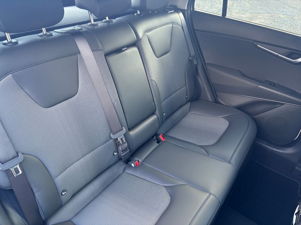 Fahrzeugabbildung Kia Niro 1.6 Hybrid Vision KOM + STYLE PAKET