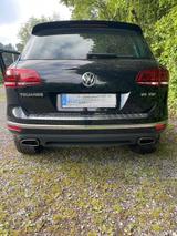Volkswagen Touareg EXECUTIVE-EDITION 3.0 V6 TDI  1. Hand - VW Touareg in Duisburg