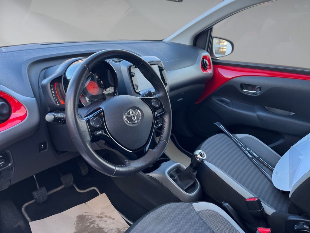 Toyota Aygo x-play club – Bild 11