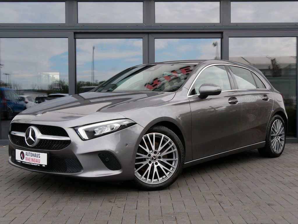 Mercedes-Benz A 220