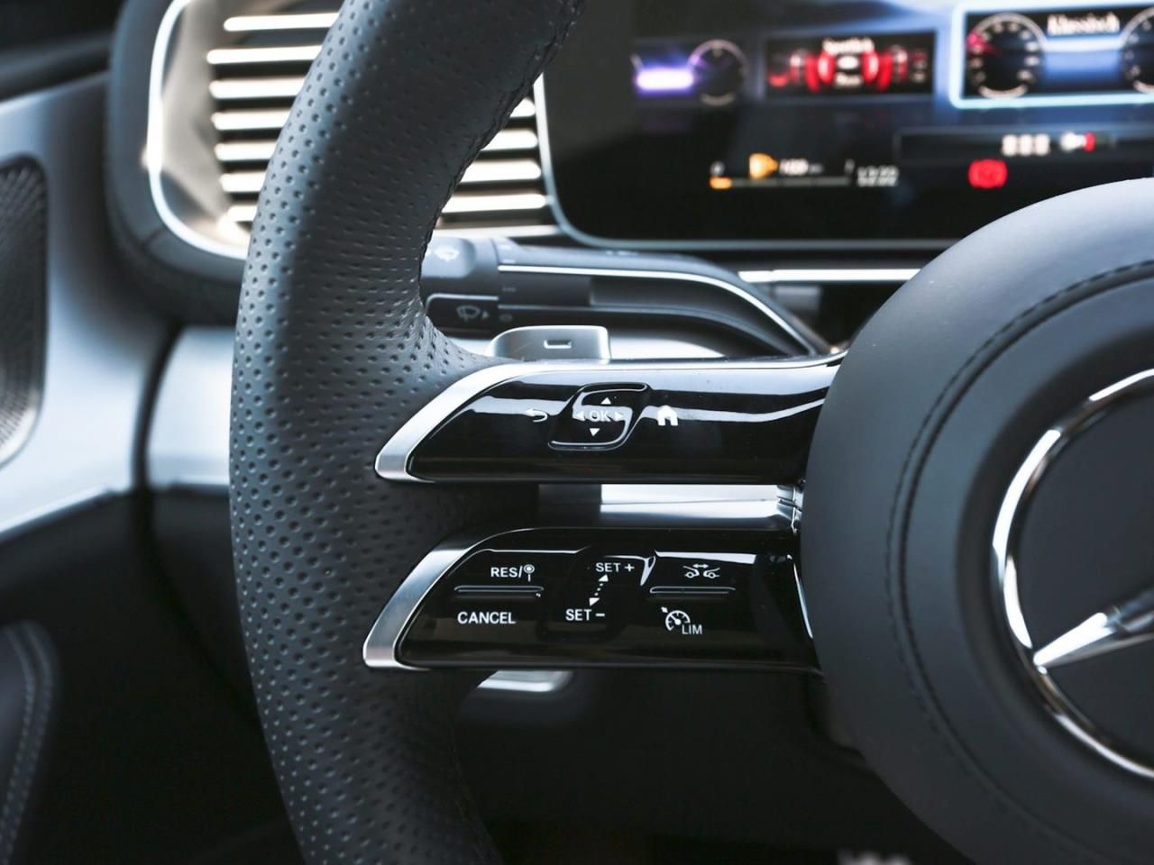 Mercedes-Benz GLE 300 d 4MATIC Coupé AMG Night Panorama foto 18