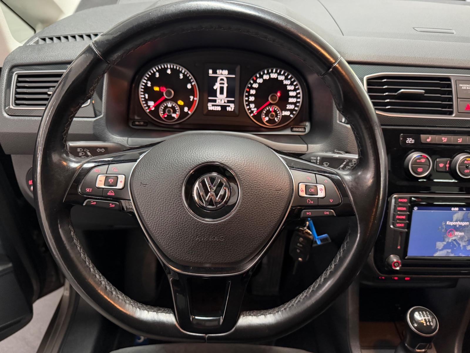 Volkswagen Caddy  Highline/ACC/Kamera/Navi/Bi-Xenon/1.H