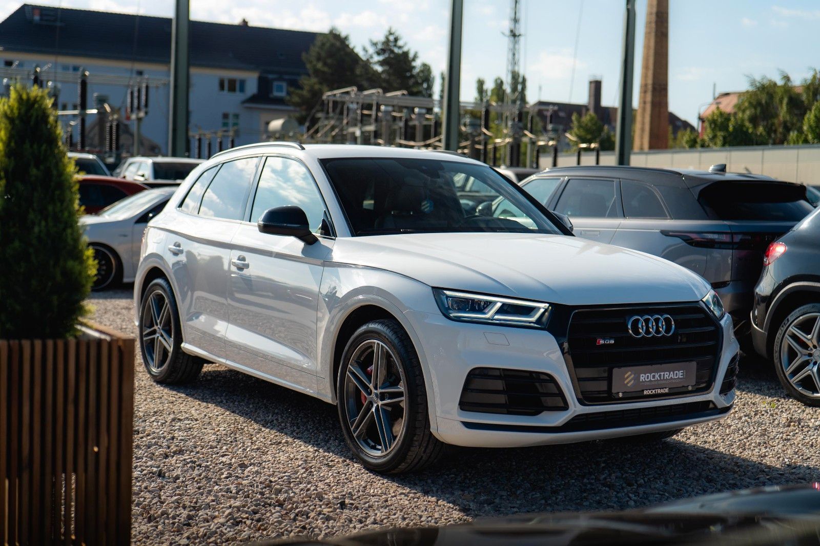 Fahrzeugabbildung Audi SQ5 3.0 TDI quattro Optik-Paket Schwarz *LED*19%